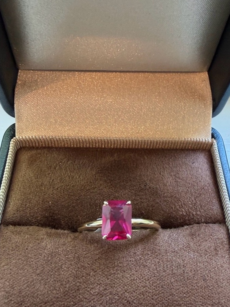 2 Ct Ruby Ring In 10k Yellow Gold Ring Nwt